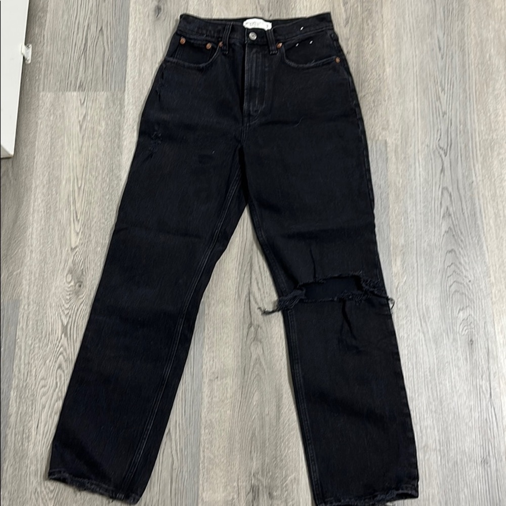 Abercrombie & Fitch black 90s straight jeans